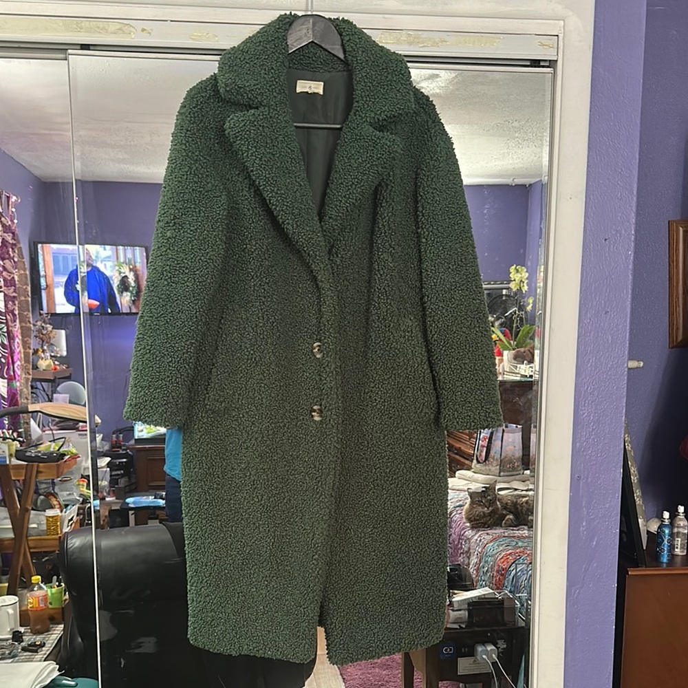 Lou & Grey Green Trench Coat with Oversized Fit and Wide Lapel